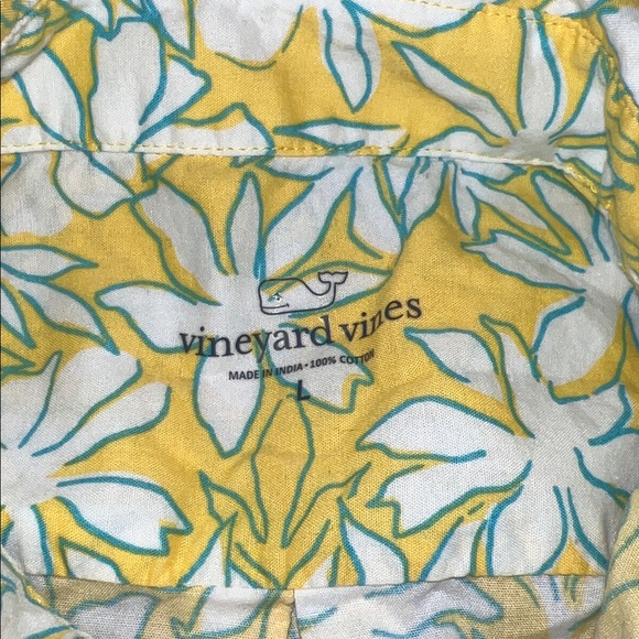 Vineyard Vines Button Up Shirt - Picture 3 of 4